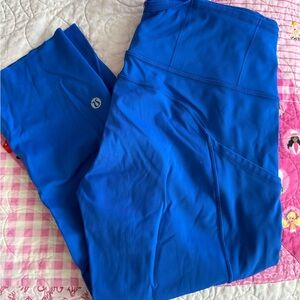 Lululemon Bright Blue Capri – Size 6 – 18” Inseam